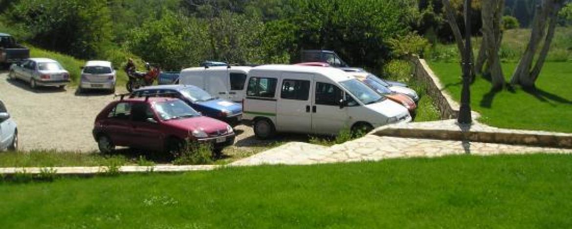 Χώρος στάθμευσης Χώρος στάθμευσης